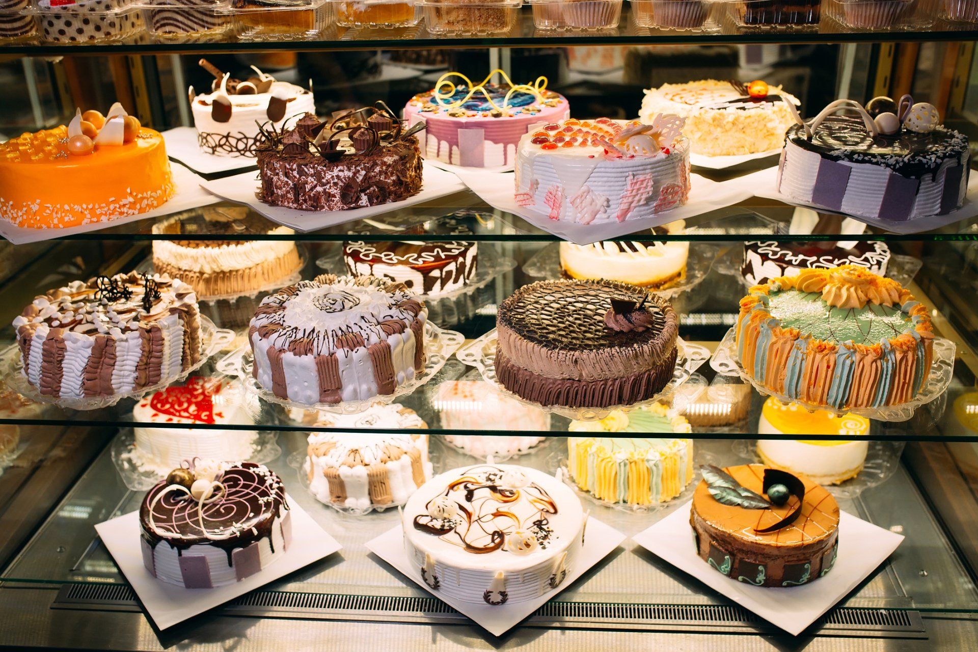 Cakes — Glenorchy, TAS — RBR Refrigeration Sales & Services Pty Ltd Cakes — Glenorchy, TAS — RBR Refrigeration Sales & Services Pty Ltd